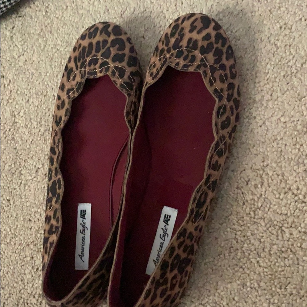 AMERICAN EAGLE WMNS FLATS SIZE 7.5